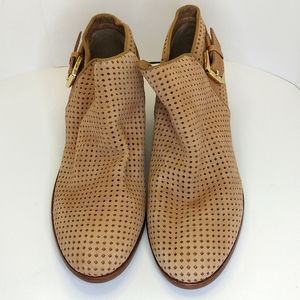 Sam Edelman Paula Laser Cut Heeled Tan Ankle Booties Gold Tone Buckle Size 5